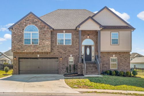 222 Cooper River Way, Clarksville, TN, 37042-2817 | Card Image