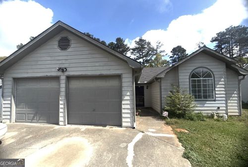 10448 Iron Gate Ln, Jonesboro, GA, 30238-8813 | Card Image