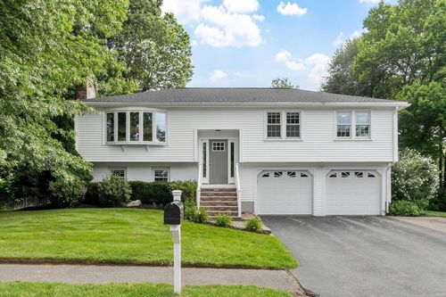 27 Hapgood Way, Shrewsbury, MA, 01545-2856 | Card Image