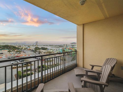 unit-e108-10 Harbor Blvd, Destin, FL, 32541-7374 | Card Image