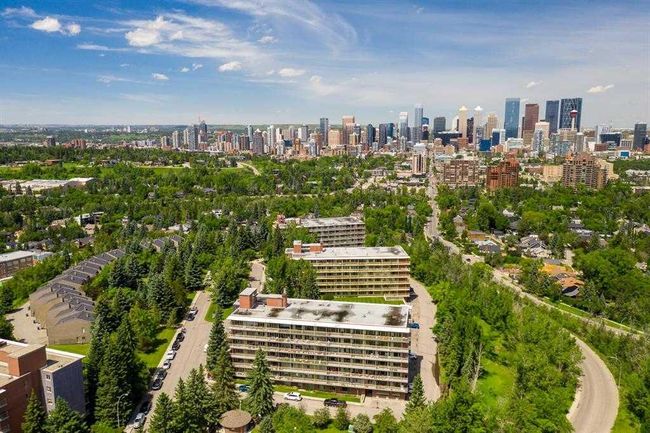 606,607 - 3316 Rideau Place Sw, Home with 2 bedrooms, 2 bathrooms and 2 parking in Calgary AB | Image 1