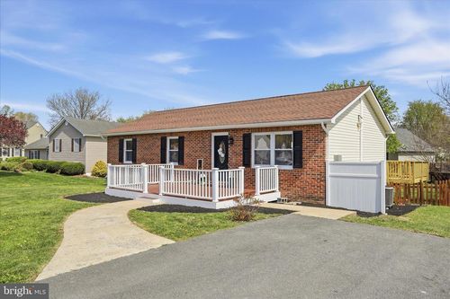 306 Tanager Dr, STEPHENS CITY, VA, 22655-2407 | Card Image