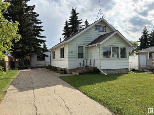 5119 53 Ave, Tofield, AB, T0B4J0 | Card Image