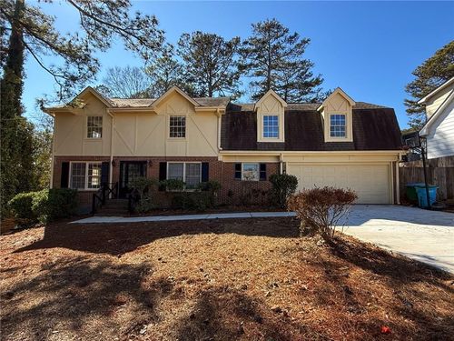1675 Lake Lucerne Rd Sw, Lilburn, GA, 30047-4531 | Card Image