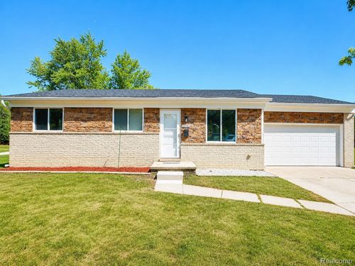 25101 Masch Ave, Warren, MI, 48091-1466 | Card Image