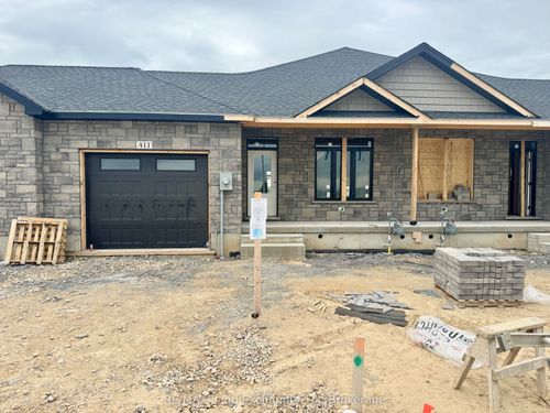 411 Ivings Dr, Port Elgin, ON, N0H2C3 | Card Image