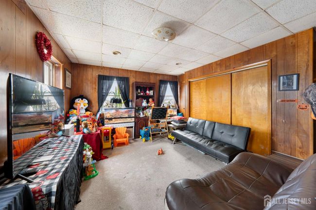 46 Marion St, Home with 0 bedrooms, 0 bathrooms and 4 parking in Port Reading NJ | Image 32