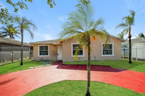 19420 Nw 32nd Ave, Miami Gardens, FL, 33056-2372 | Card Image