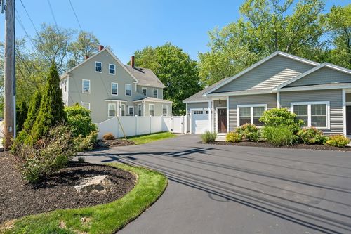 a-36 Elm St, Salisbury, MA, 01952-1932 | Card Image