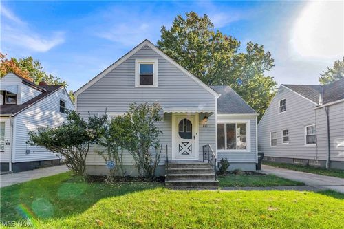 461 E 272nd St, Euclid, OH, 44132-1724 | Card Image