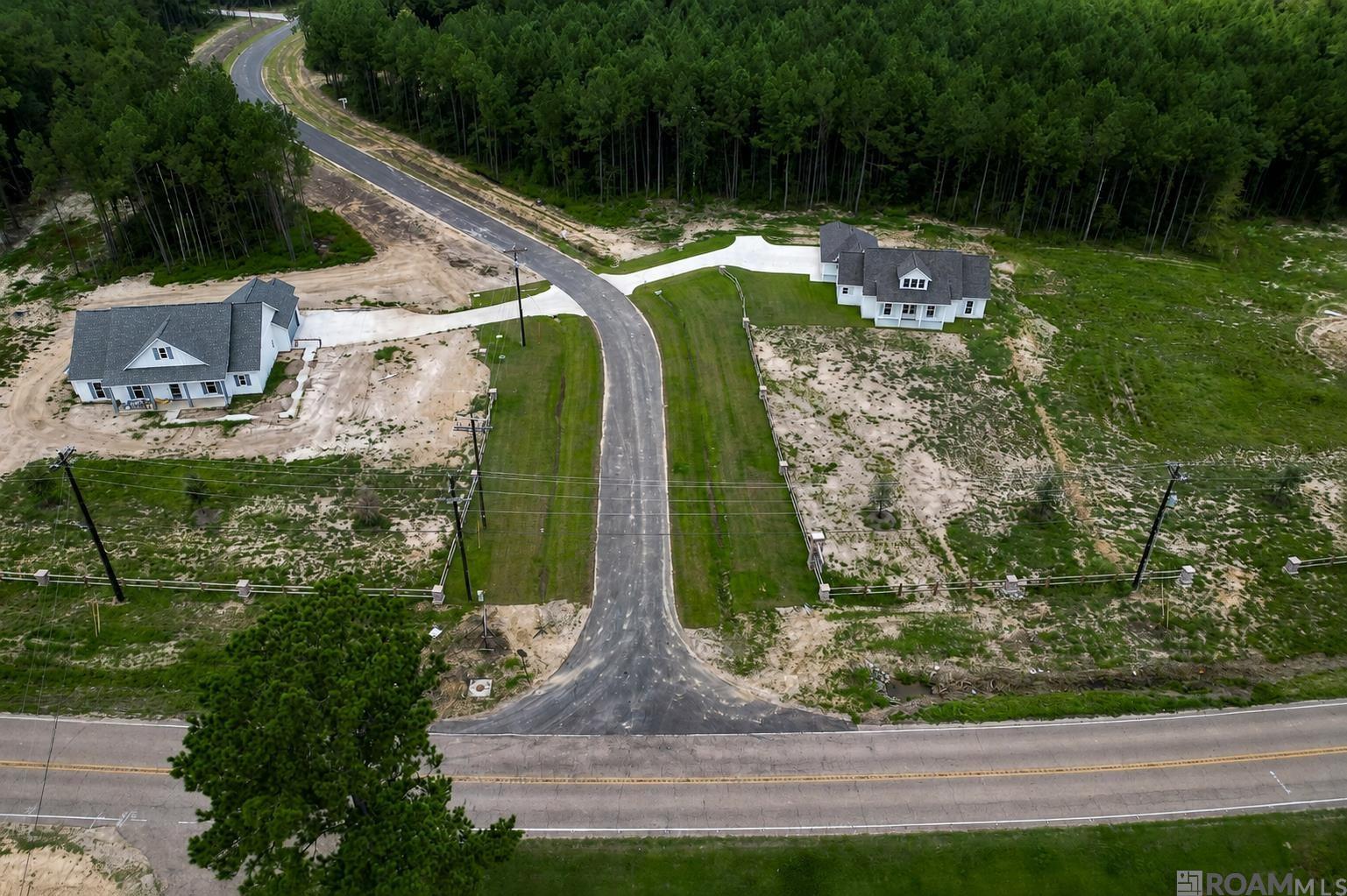 Land in Livingston 4