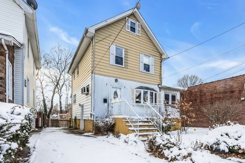 220 W Scott Ave, Rahway, NJ, 07065-4232 | Card Image