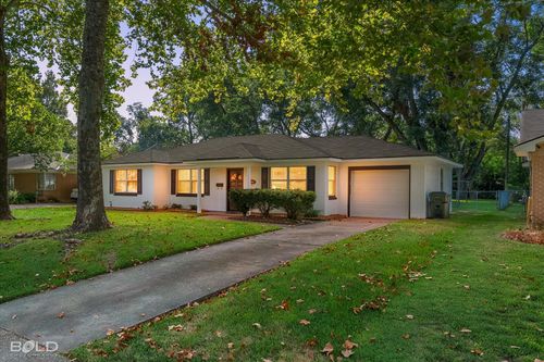 147 Richard Ave, Shreveport, LA, 71105-3525 | Card Image