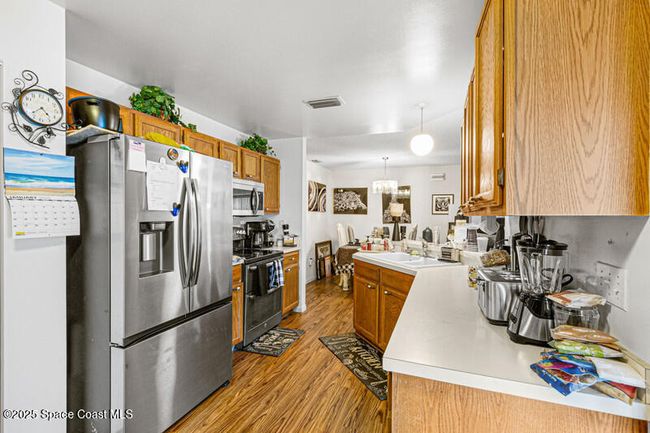 618 Americana Blvd Ne, House other with 3 bedrooms, 2 bathrooms and null parking in Palm Bay FL | Image 10