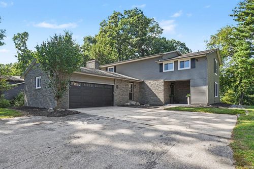 51081 Winding Waters Ln, Elkhart, IN, 46514-6047 | Card Image