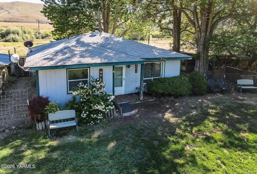 2804 S 1st Ave, Union Gap, WA, 98903 | Card Image