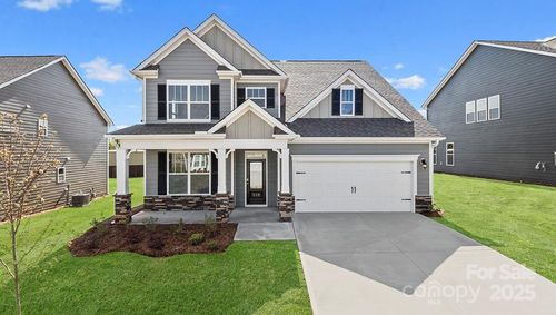 574 Fox Cove Rd, Hendersonville, NC, 28792-0652 | Card Image