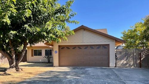 8160 Cottonridge Circle, Sacramento, CA, 95828 | Card Image