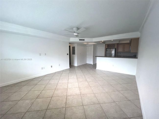 APT-174 - 151 Ne 16 Th Ave, Condo with 2 bedrooms, 2 bathrooms and null parking in Fort Lauderdale FL | Image 6