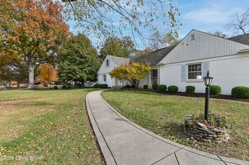 52 Harwood Rd, Louisville, KY, 40222-6164 | Card Image