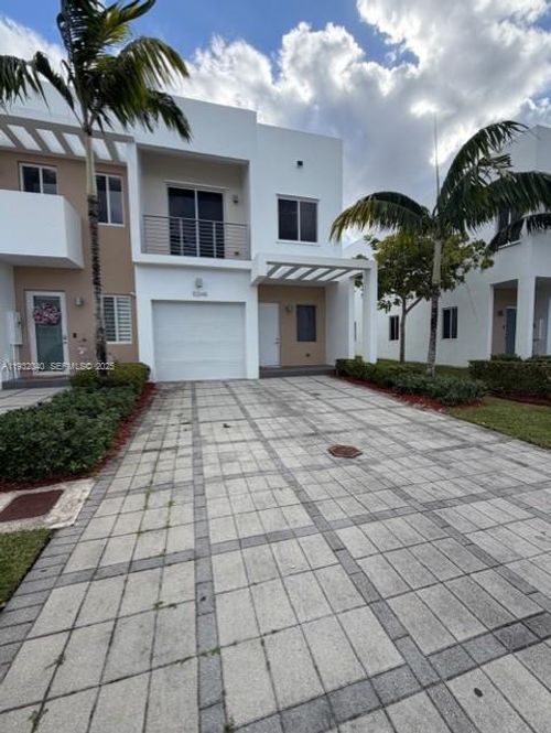 10248 Nw 71st Ter, Doral, FL, 33178-4411 | Card Image