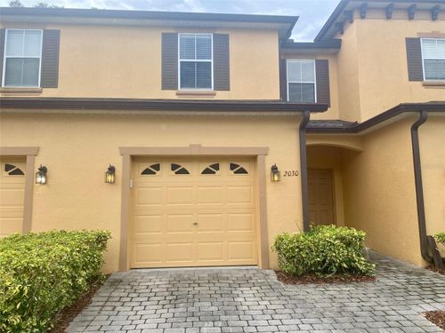 2030 Retreat View Cir, SANFORD, FL, 32771-7288 | Card Image
