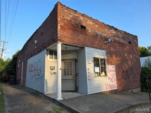 1021 Bloomfield Rd, Cape Girardeau, MO, 63703-6771 | Card Image