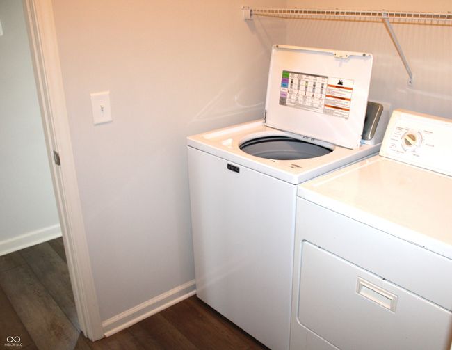 Laundry Room | Image 14