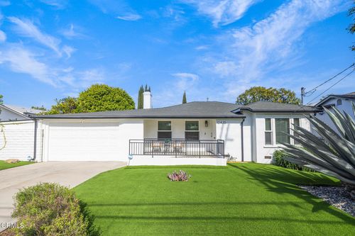 12435 Huston St, Valley Village, CA, 91607 | Card Image