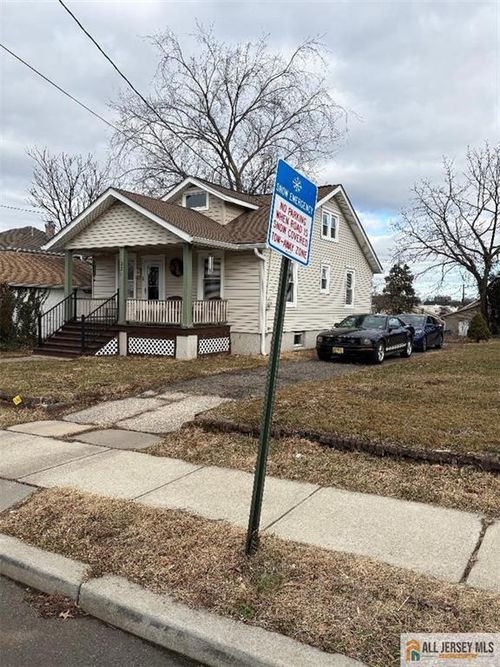 221 Stevens St, North Brunswick, NJ, 08902-2432 | Card Image