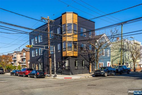 108 Fleming Ave, Newark, NJ, 07105-4012 | Card Image