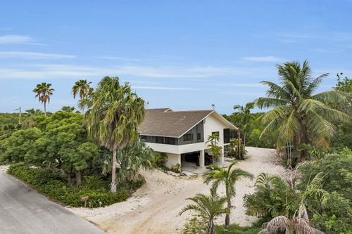 31 Carysfort Cir S, Key Largo, FL, 33037-3500 | Card Image