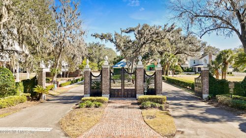 29041 Grandview Mnr, YULEE, FL, 32097-7392 | Card Image