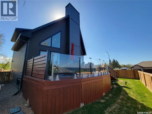 390 2nd Ave, Meota, SK, S0M1X0 | Card Image