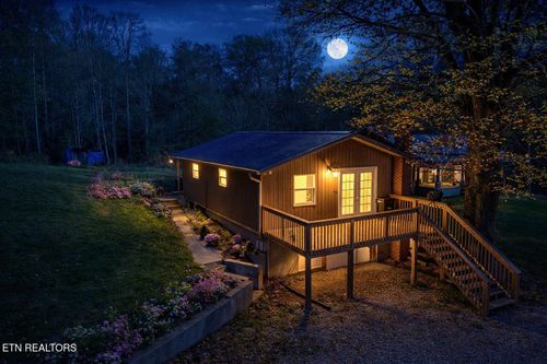 303 Robertson Acres, Speedwell, TN, 37870-6153 | Card Image