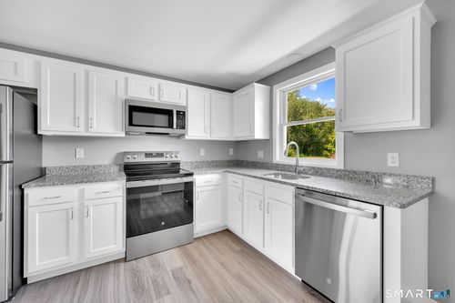 4-90 Woodhouse Avenue, Wallingford, CT, 06492 | Card Image