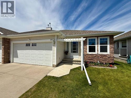 408 Freeman Way Nw, High River, AB, T1V1R2 | Card Image