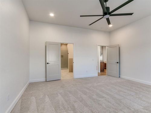 4505 Las Colinas Ln, Norman, OK, 73072-5209 | Card Image