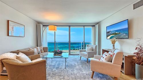 apt-3702-1177 Queen St, Honolulu, HI, 96814-4149 | Card Image