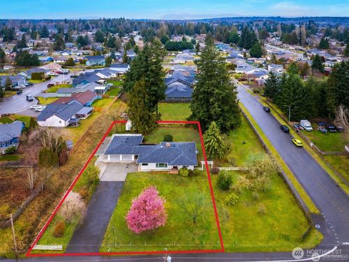 5907 88th St Ne, Marysville, WA, 98270-2733 | Card Image