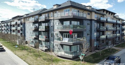 202-702 Hart Road, Saskatoon, SK, S7M4P4 | Card Image