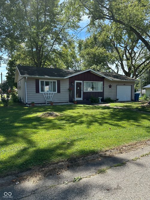 301 Marion Blvd, Covington, IN, 47932-1722 | Card Image