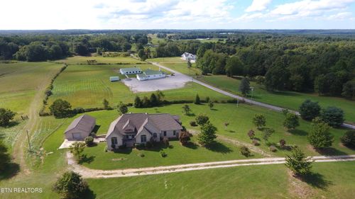 182 Stockton Chapel Rd, Jamestown, TN, 38556-6049 | Card Image