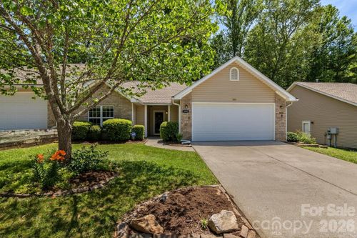 308 Wiltshire Cir, Fletcher, NC, 28732-8315 | Card Image