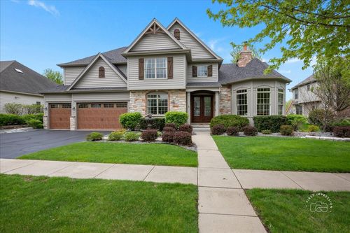 4N734 Blue Lake Cir E, St. Charles, IL, 60175-7641 | Card Image
