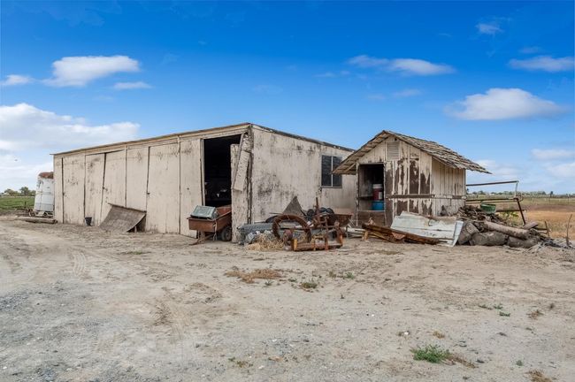 4306 Avenue 50, House other with 5 bedrooms, 0 bathrooms and null parking in Alpaugh CA | Image 42