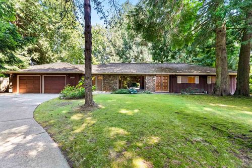 1004 Pacific Dr, Delta, BC, V4M2K4 | Card Image