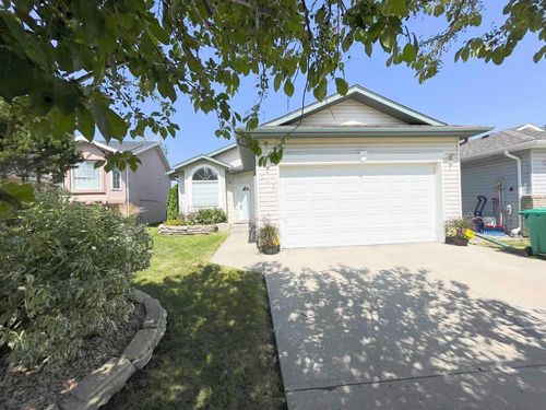 345 Red Crow Blvd W, Lethbridge, AB, T1K7M2 | Card Image