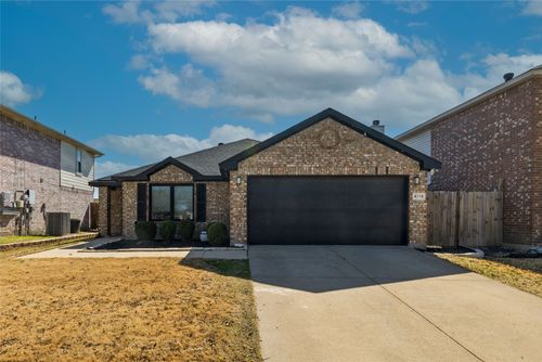 4116 Fossile Butte Dr, Fort Worth, TX, 76244-6939 | Card Image