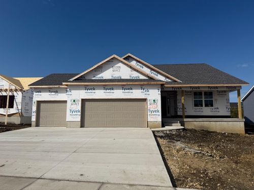 2735 Amber Valley Rd, Cedar Falls, IA, 50613-2308 | Card Image